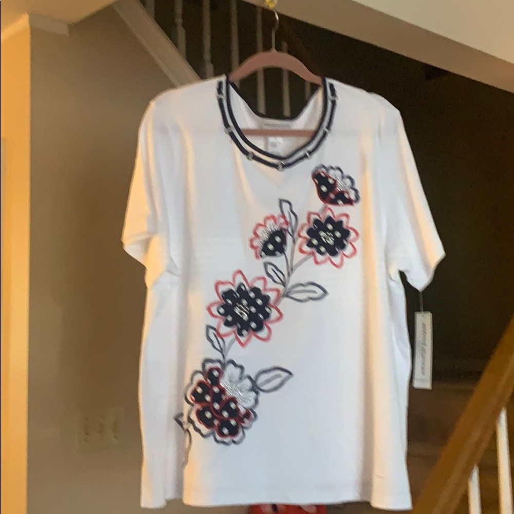 Alfred Dunner embroidered top